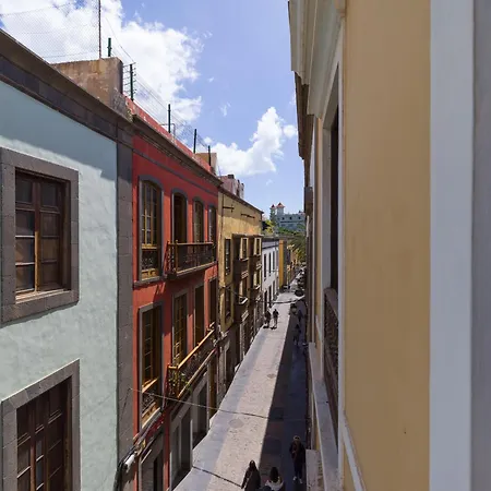 La Peregrina En El Corazon De Triana * Las Palmas de Gran Canaria